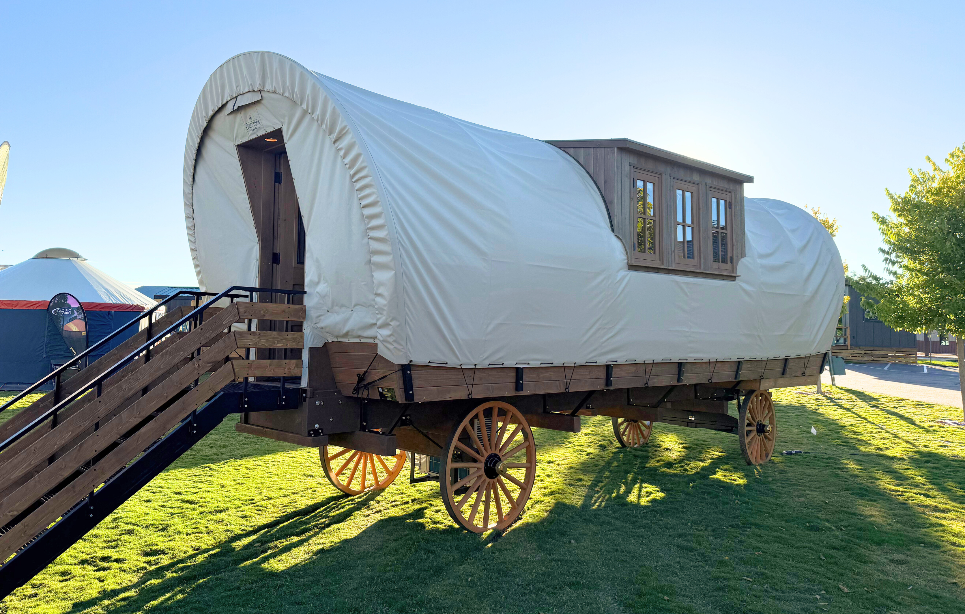 conestoga wagon hard lux wagon